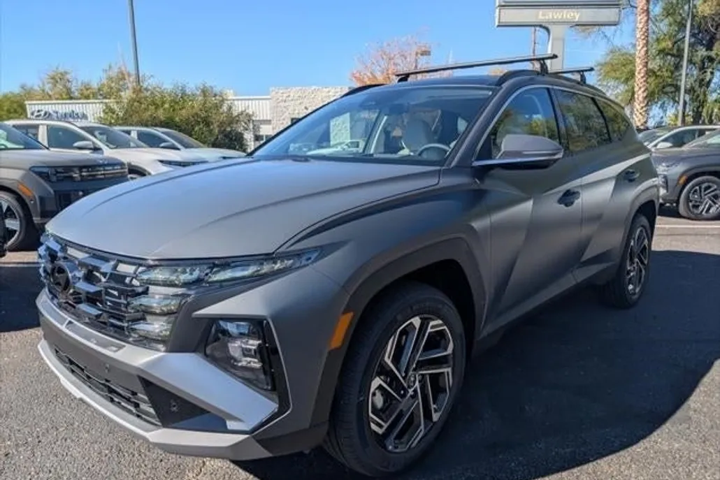 2025 Hyundai Tucson Limited photo 1