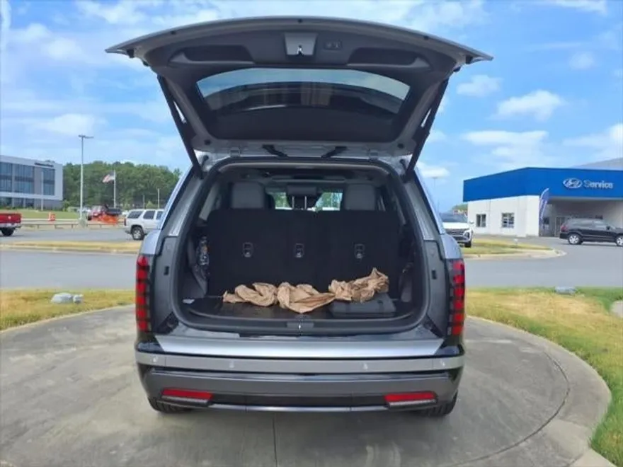 2026 Hyundai Palisade Limited photo 1