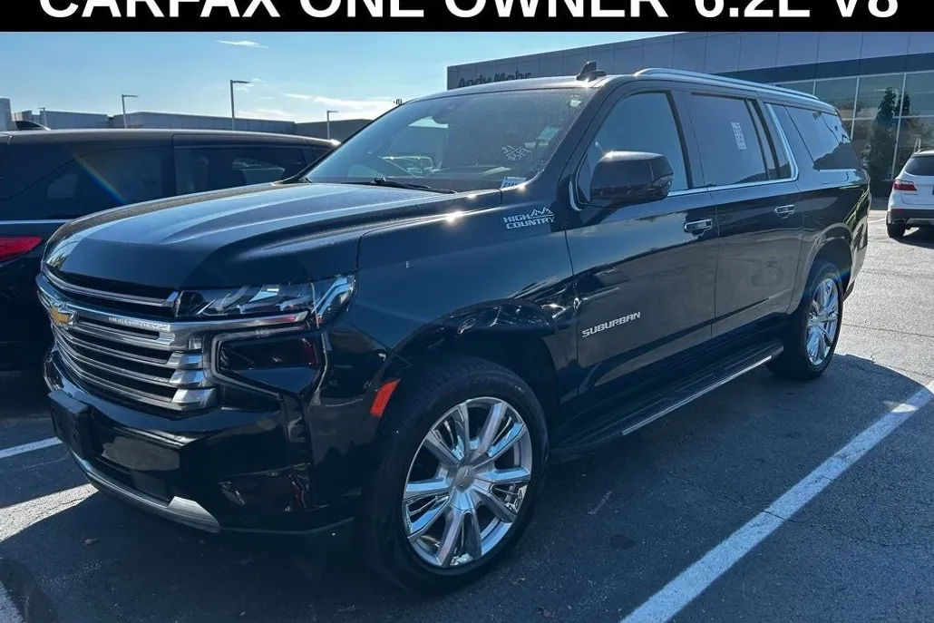 2021 Chevrolet Suburban High Country photo 1