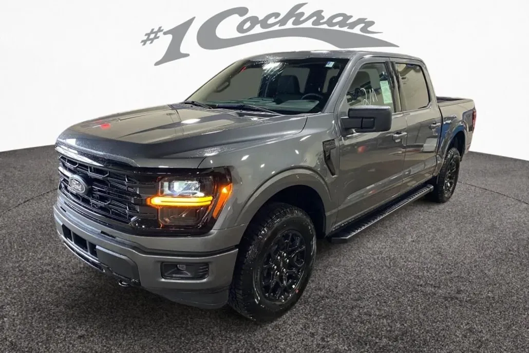 2025 Ford F-150 XLT photo 1