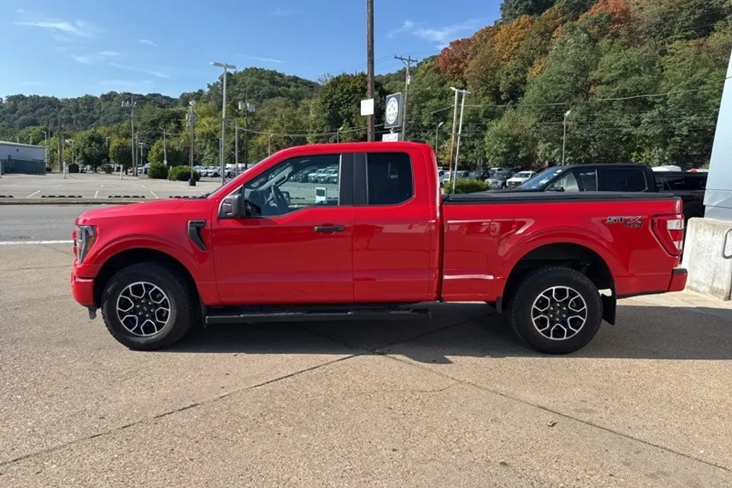 2023 Ford F-150 XL photo 1