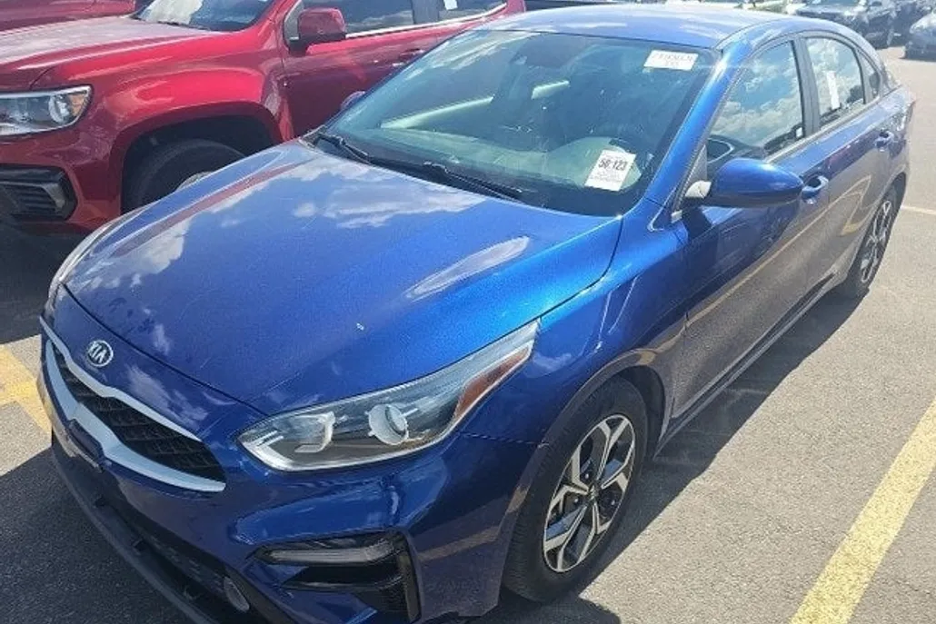 2021 Kia Forte LXS photo 1