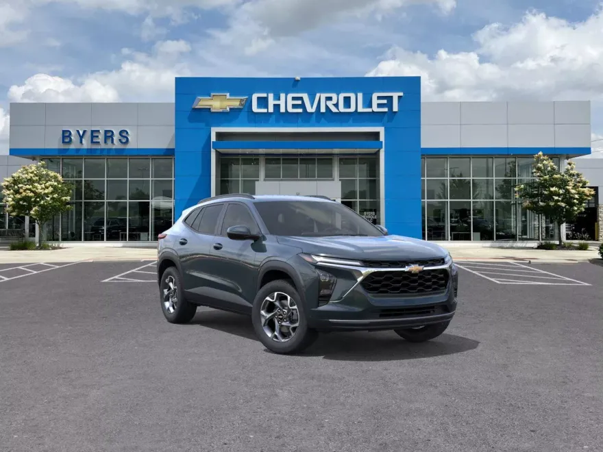 2025 Chevrolet Trax LT photo 1