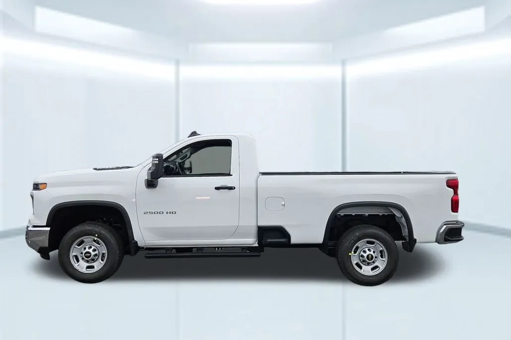 2025 Chevrolet Silverado 2500HD photo 1