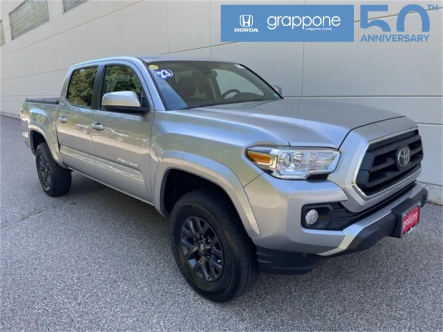 2023 Toyota Tacoma SR5 photo 1