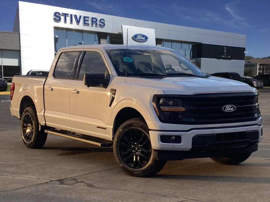2025 Ford F-150 XLT photo 1