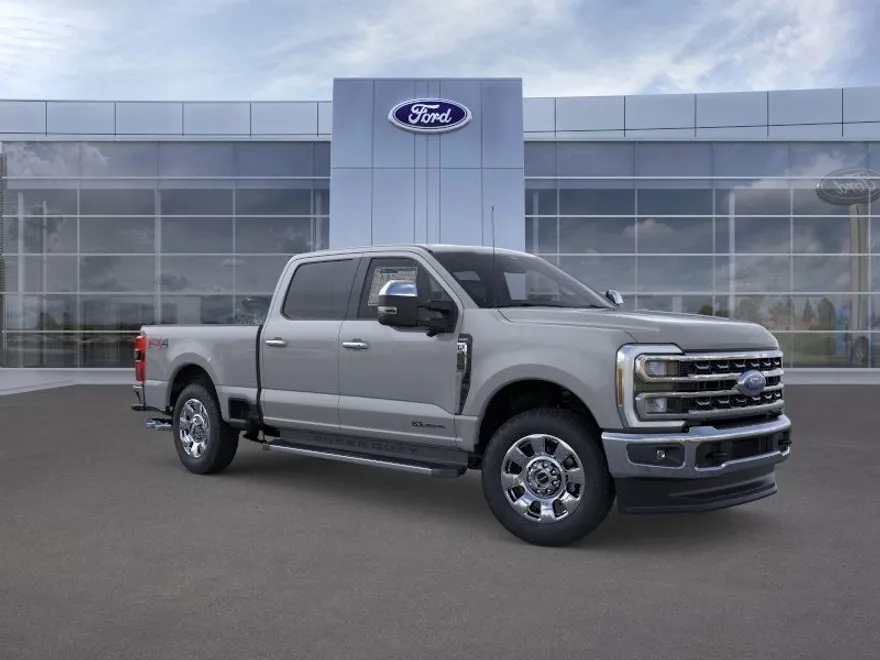 2025 Ford F-250 Lariat photo 1