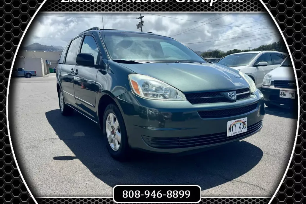 2004 Toyota Sienna CE photo 1