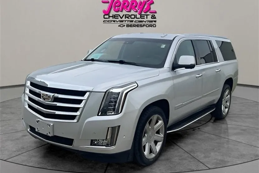 2020 Cadillac Escalade ESV Luxury photo 1