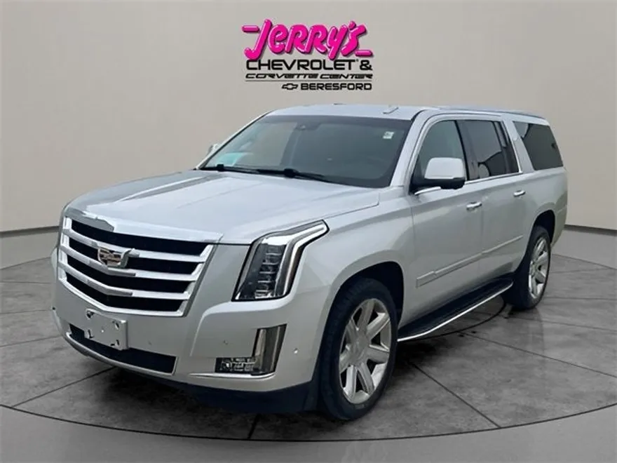 2020 Cadillac Escalade ESV Luxury photo 1