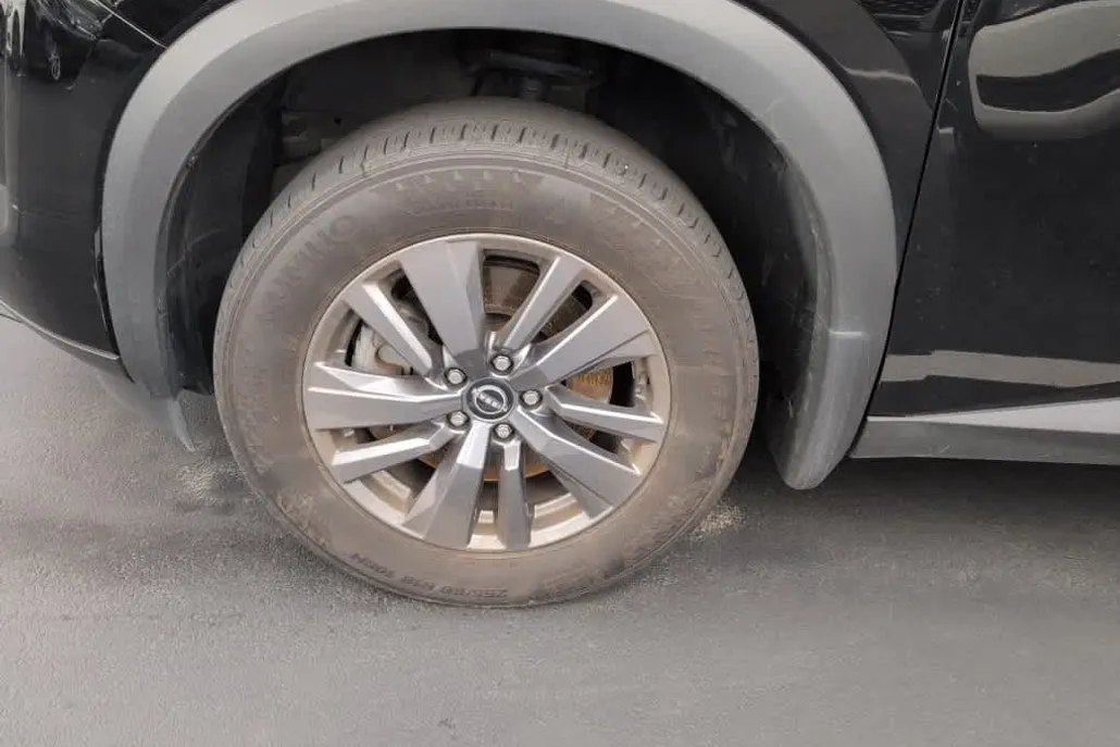 2023 Nissan Pathfinder S photo 1
