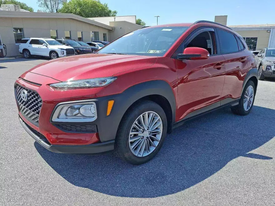 2021 Hyundai Kona SEL photo 1