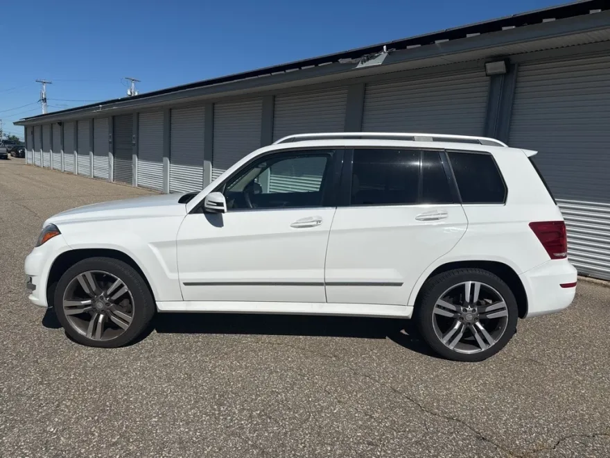 2015 Mercedes Benz GLK 350 photo 1