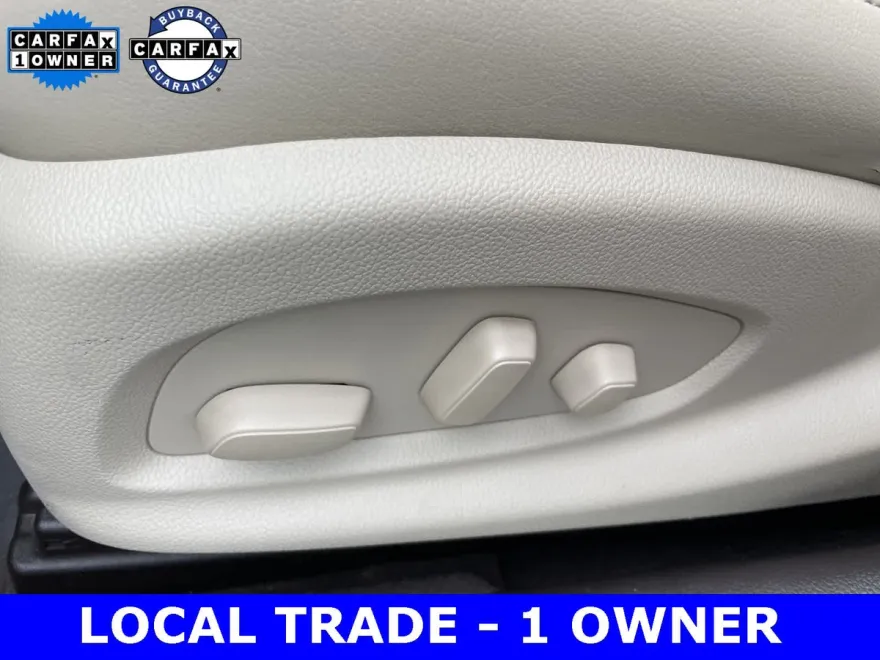 2015 Buick LaCrosse Leather photo 2