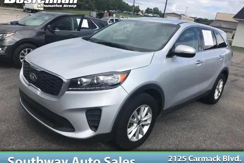 2019 Kia Sorento LX photo 1