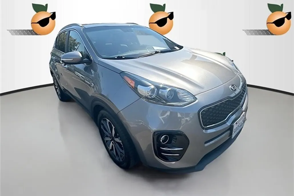 2018 Kia Sportage EX photo 1