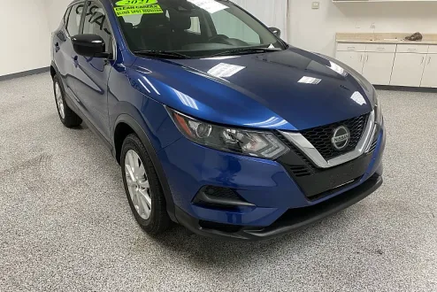 2021 Nissan Rogue Sport S photo 3