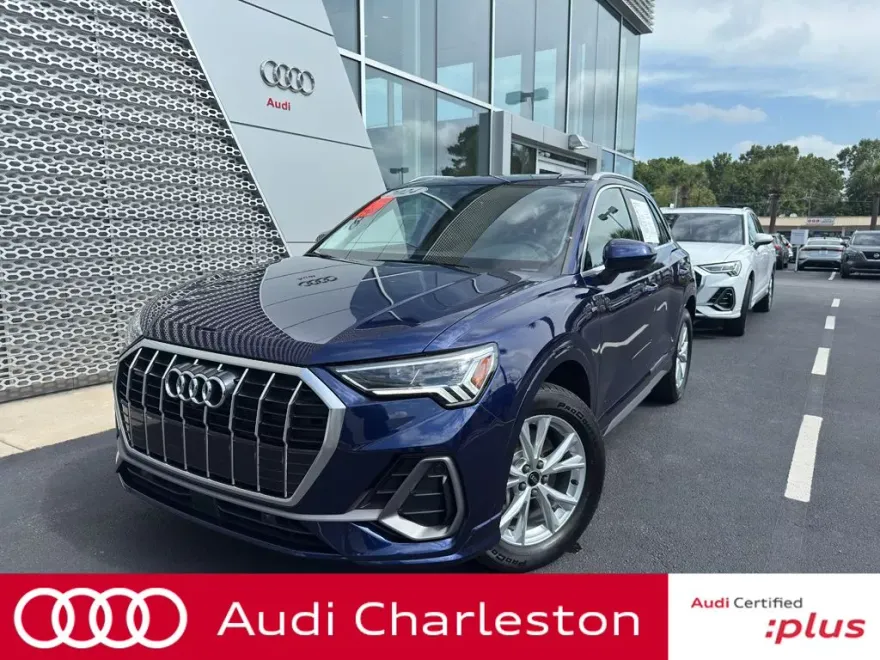 2024 Audi Q3 45 TFSI S line Premium photo 1