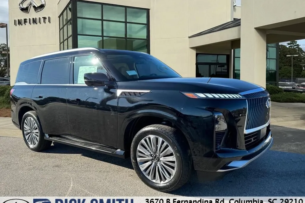 2025 Infiniti QX80 Luxe photo 1