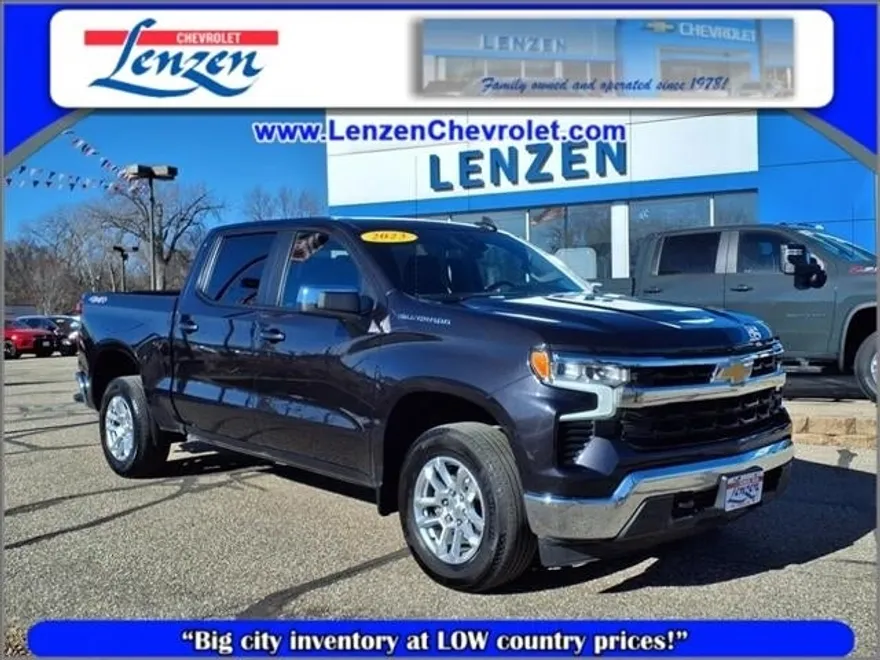 2023 Chevrolet Silverado 1500 LT photo 1