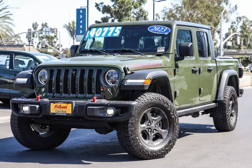 2023 Jeep Gladiator Rubicon photo 1