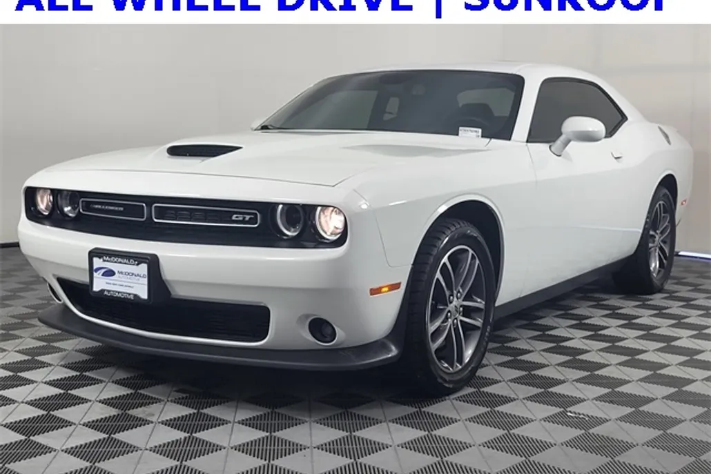 2019 Dodge Challenger GT photo 1