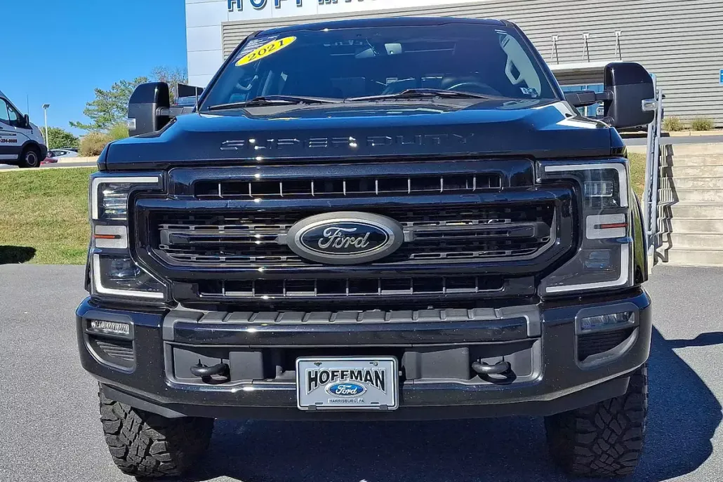 2021 Ford F-250 Lariat photo 1