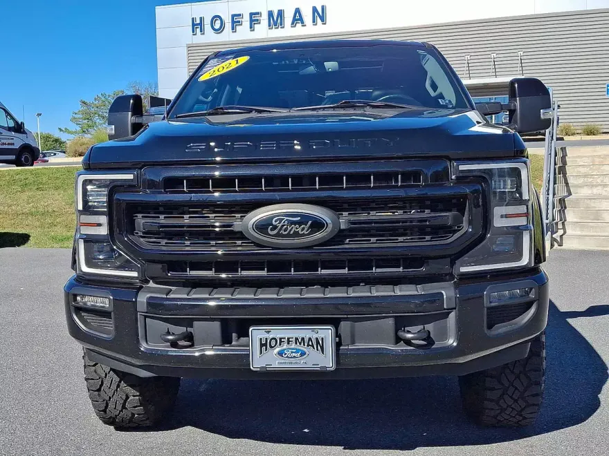 2021 Ford F-250 Lariat photo 1