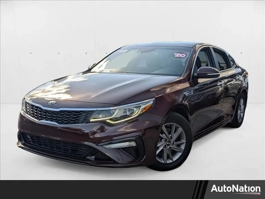 2020 Kia Optima LX photo 1