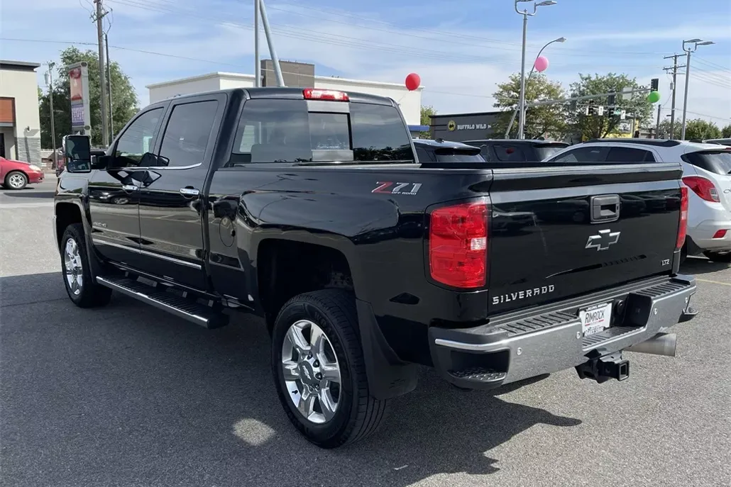 2019 Chevrolet Silverado 2500HD LTZ photo 1