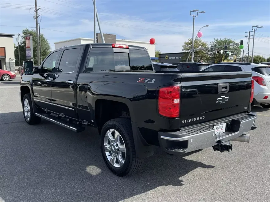 2019 Chevrolet Silverado 2500HD LTZ photo 1