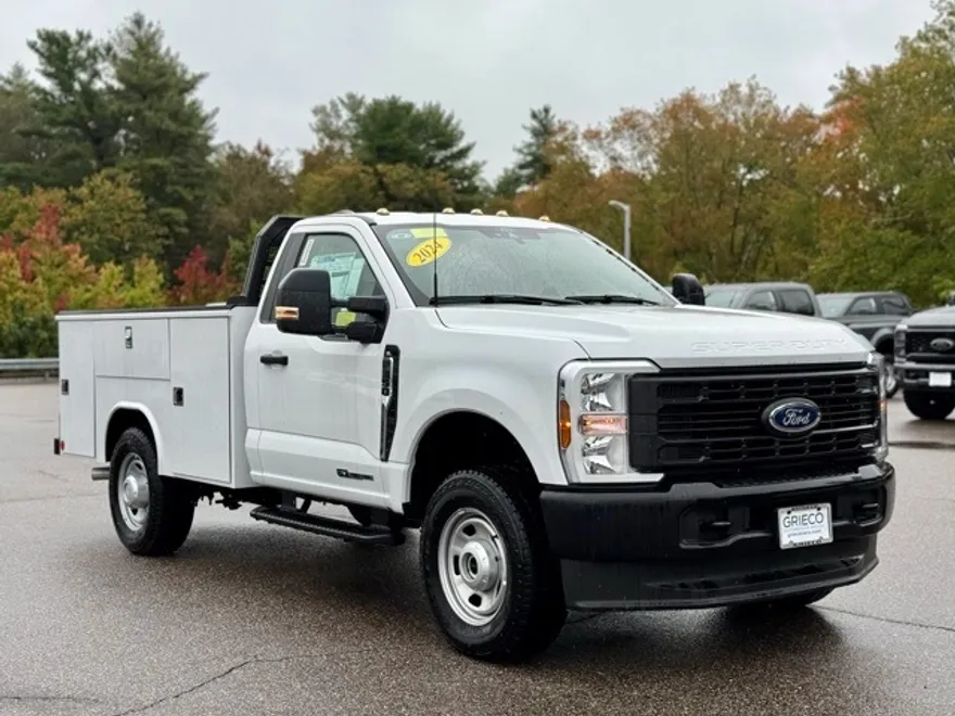 2024 Ford F-350 XL photo 1