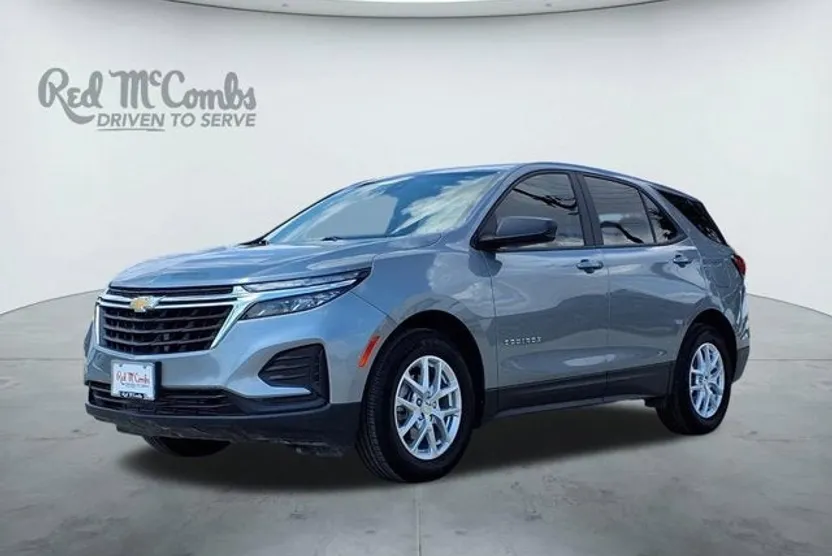 2024 Chevrolet Equinox LS photo 1