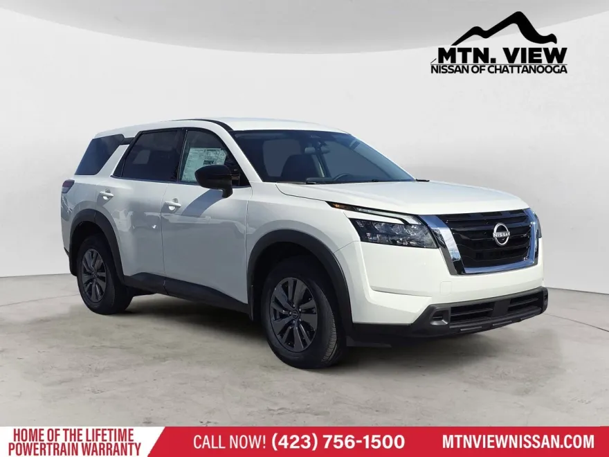 2025 Nissan Pathfinder S photo 1