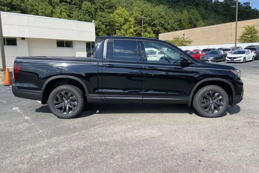 2024 Honda Ridgeline Sport photo 1