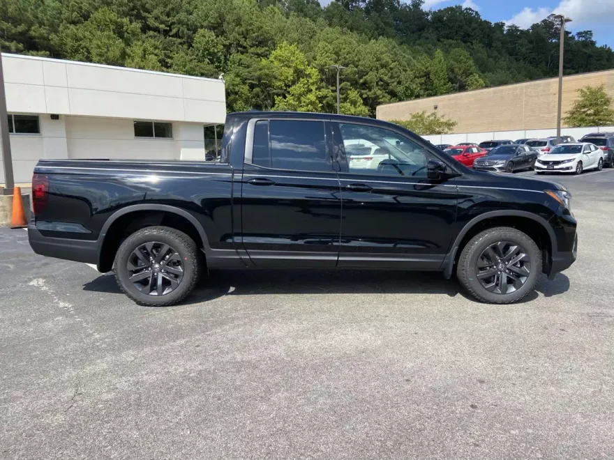 2024 Honda Ridgeline Sport photo 1