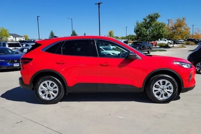 2024 Ford Escape Active photo 1