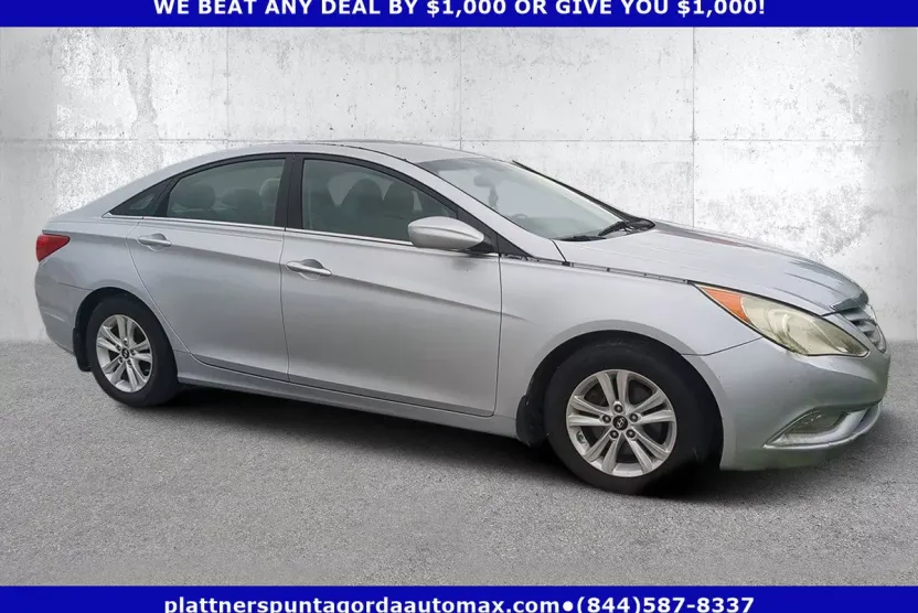 2013 Hyundai Sonata GLS photo 1