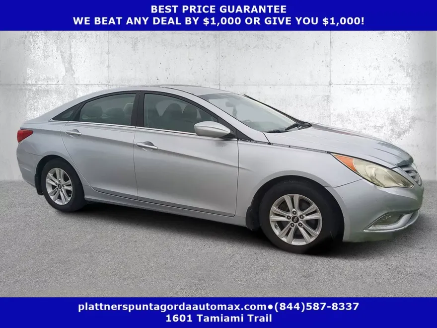 2013 Hyundai Sonata GLS photo 1