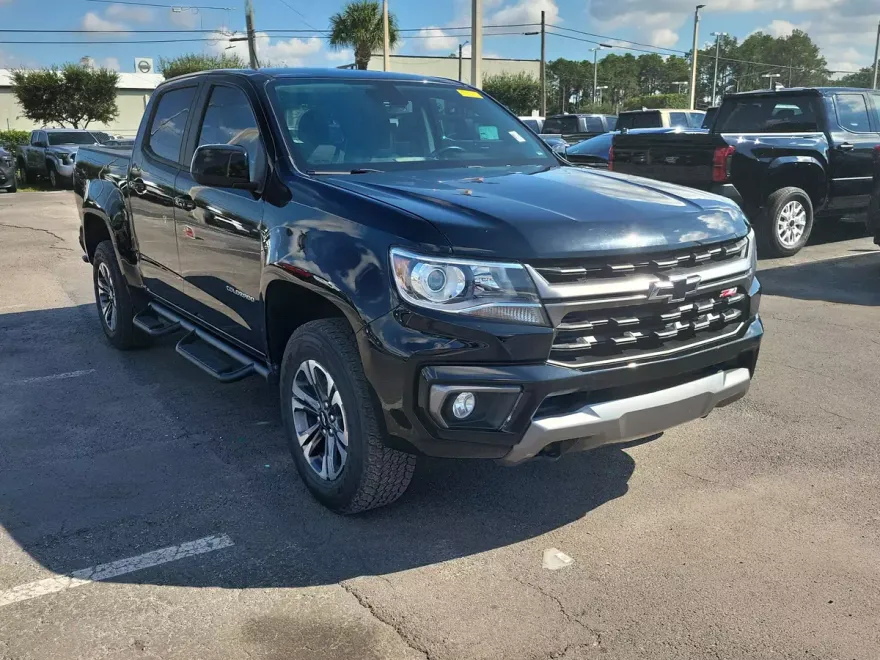 2022 Chevrolet Colorado Z71 photo 1