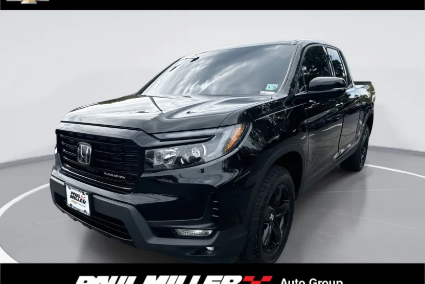 2023 Honda Ridgeline Black Edition photo 1