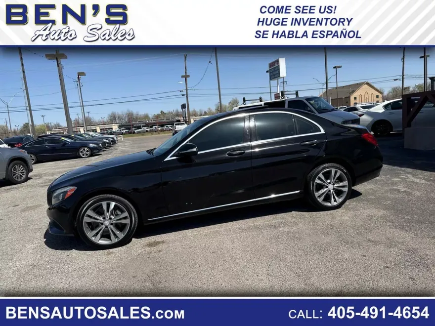 2015 Mercedes Benz C 300 4MATIC Sedan photo 1