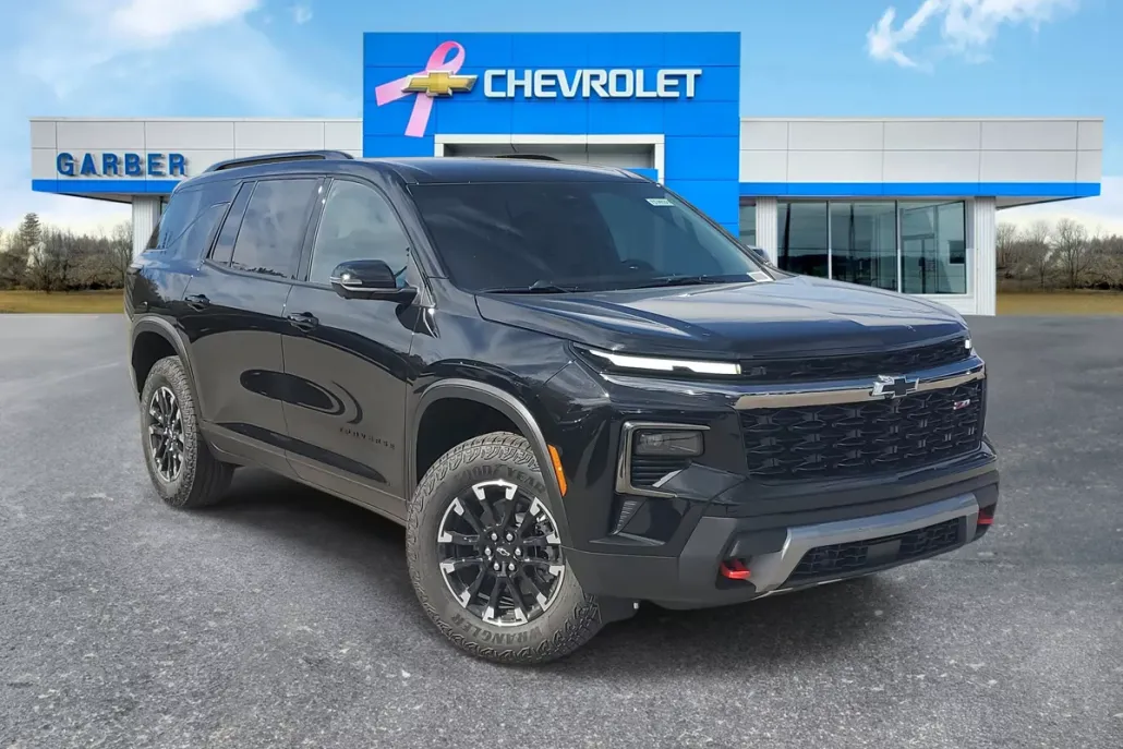 2026 Chevrolet Traverse Z71 photo 1