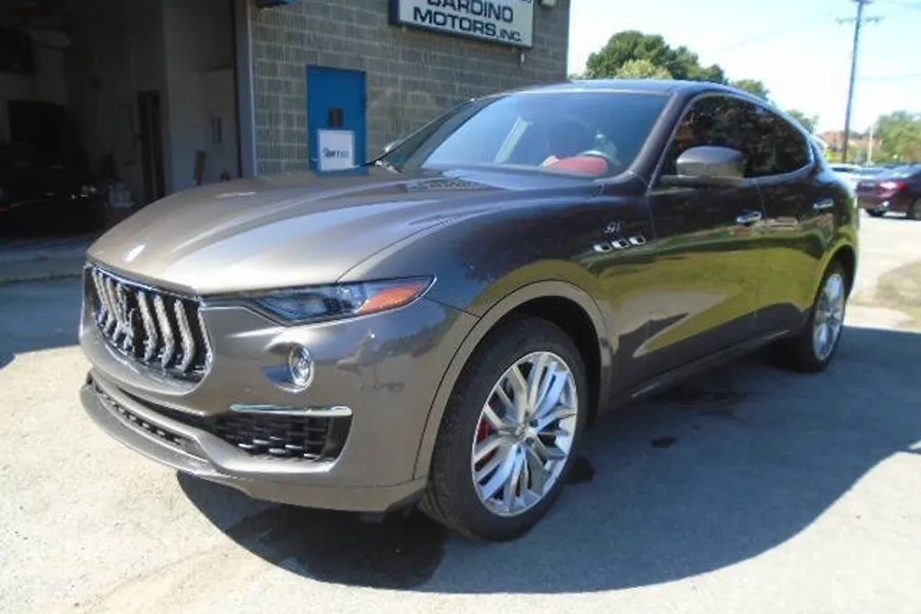 2022 Maserati Levante GT photo 1