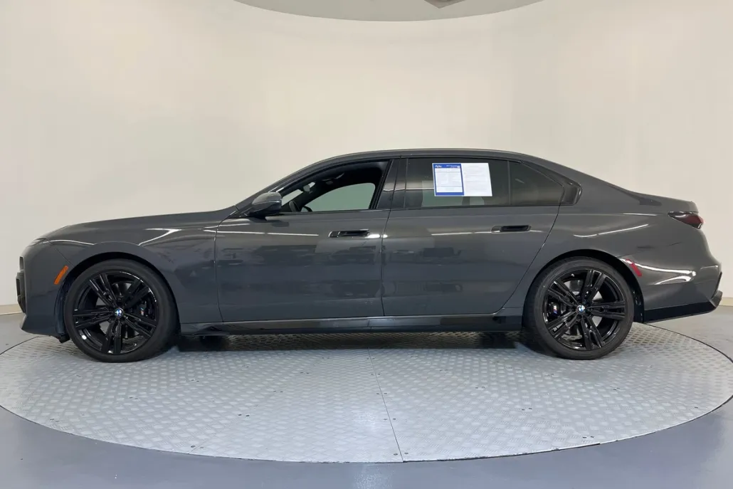 2023 Bmw 760i xDrive photo 1