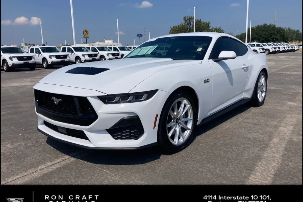 2025 Ford Mustang GT Premium photo 1