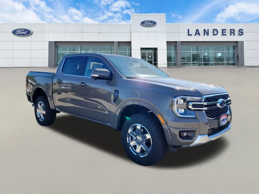 2025 Ford Ranger Lariat photo 1