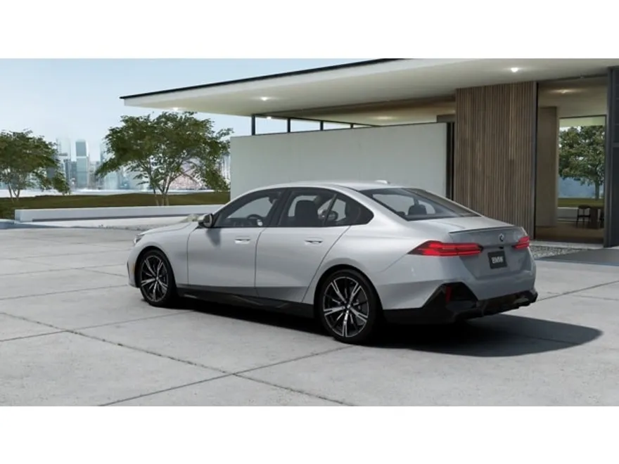 2026 Bmw 530i photo 1