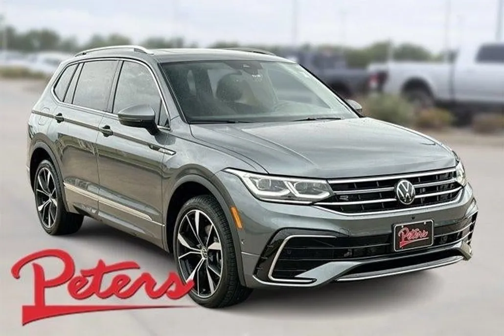 2024 Volkswagen Tiguan SEL R-Line Black photo 1