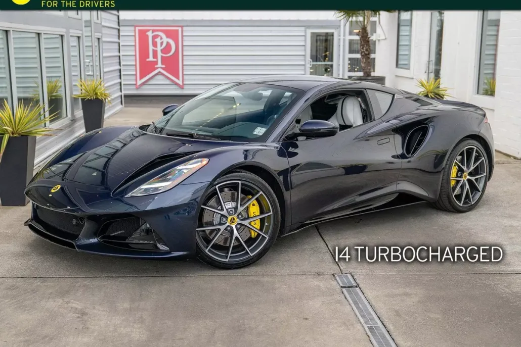 2024 Lotus Emira First Edition photo 1